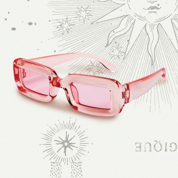 Hm sunglasses with pouch